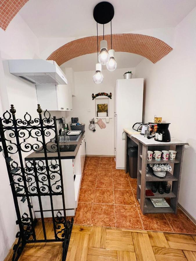 Downtown Secret Apartment Zagreb Extérieur photo