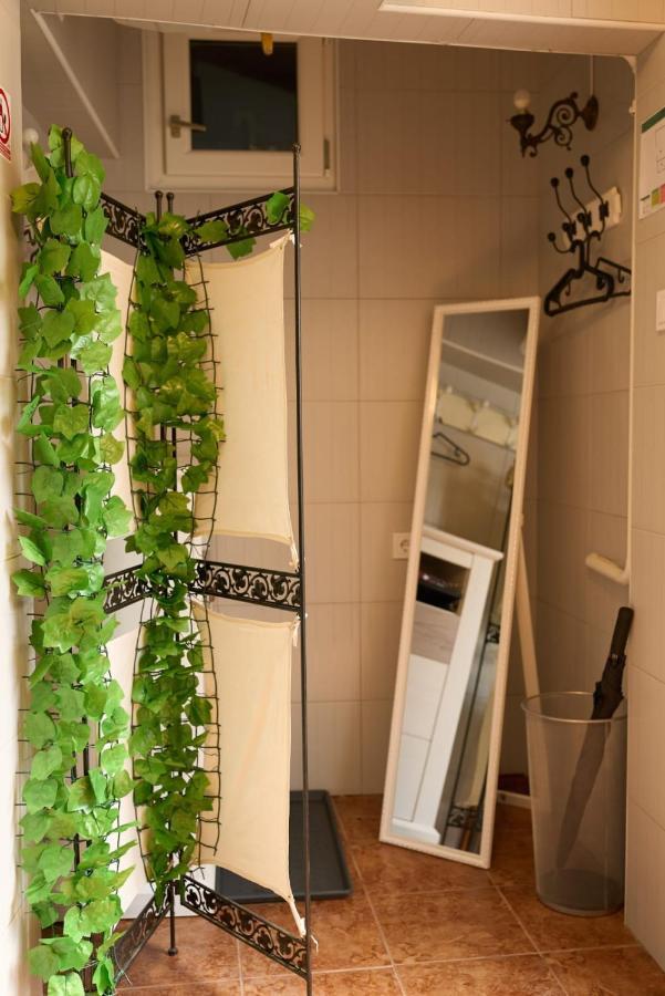 Downtown Secret Apartment Zagreb Extérieur photo